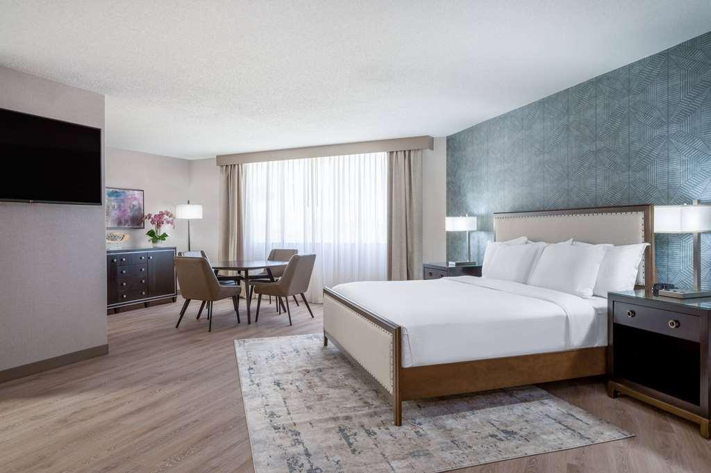 Wyndham Airport 3* Indianapolis