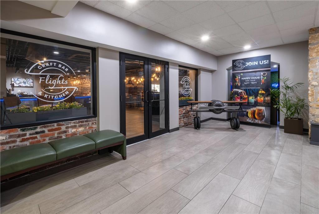 Wyndham Airport 3*